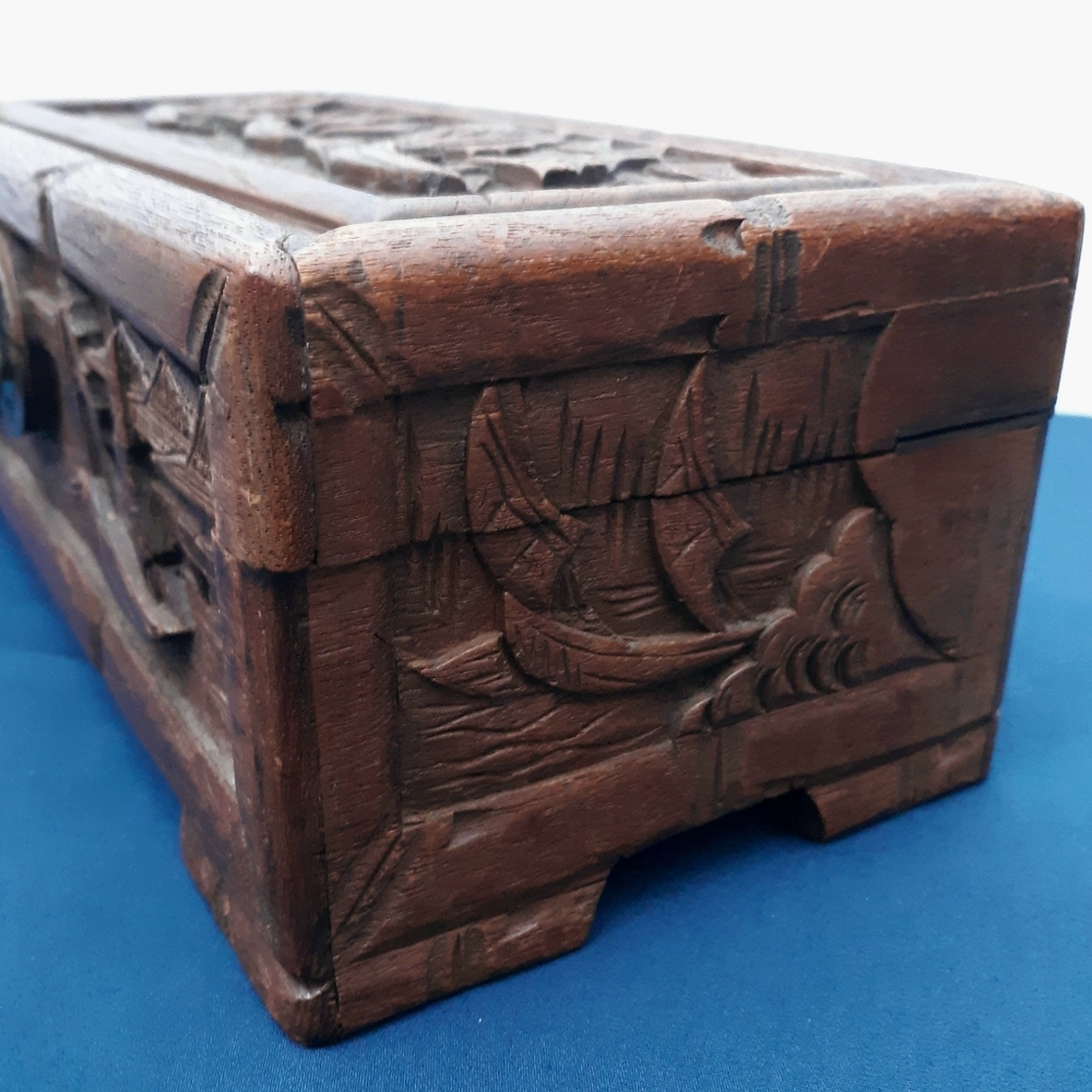 19th C Carved Rosewood Chinese Locking Antique Wooden Treasure Box Ships - Picture 9 of 16